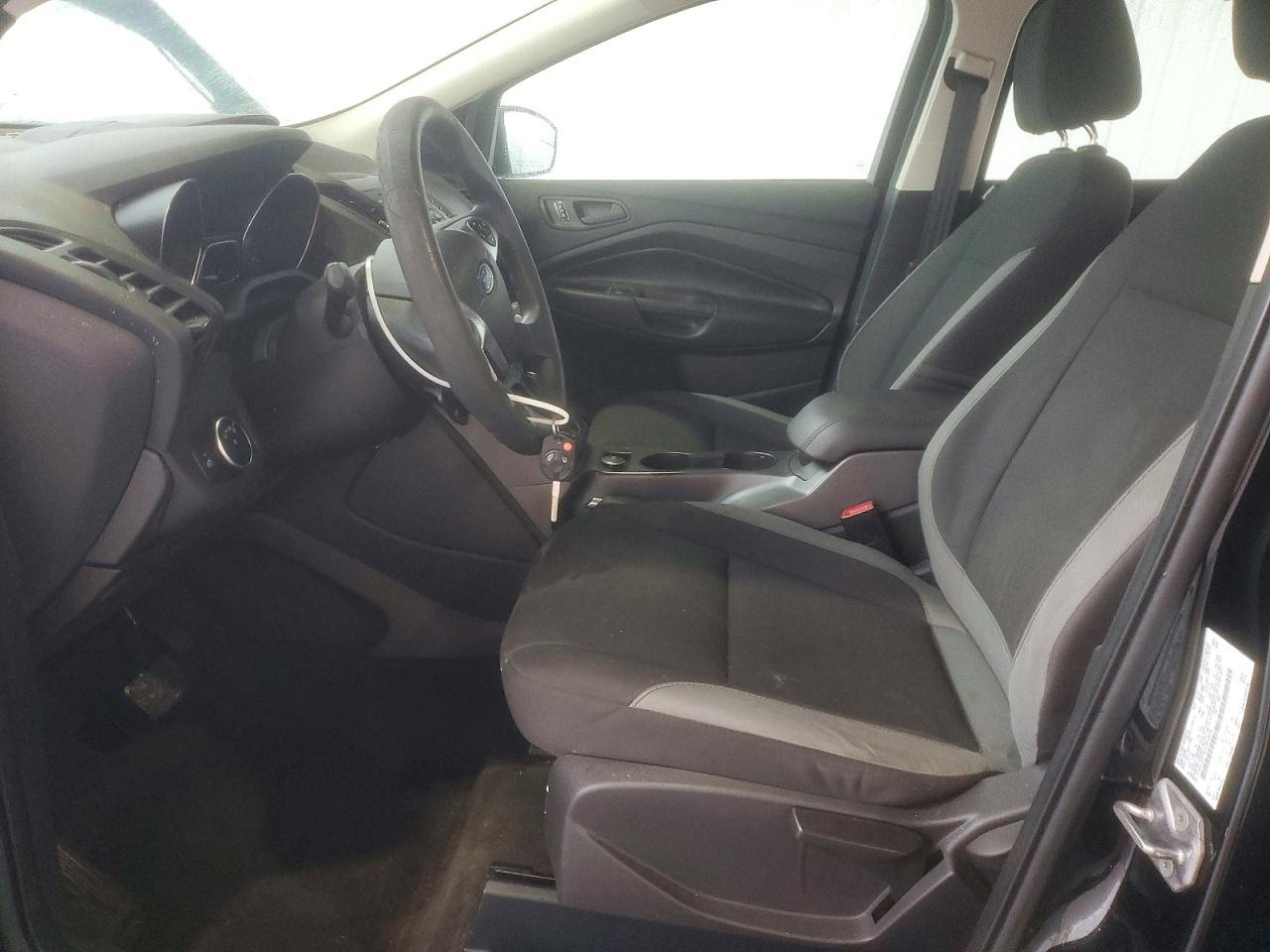 2016 FORD ESCAPE S photo 13