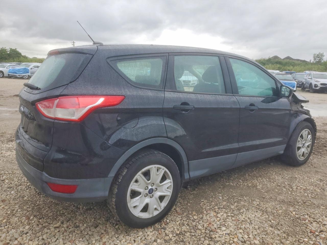 2016 FORD ESCAPE S photo 5