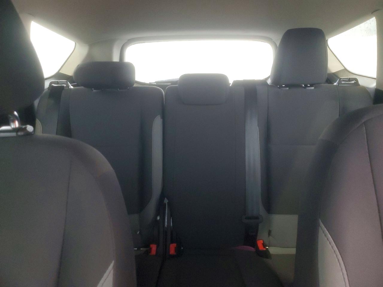 2016 FORD ESCAPE S photo 19