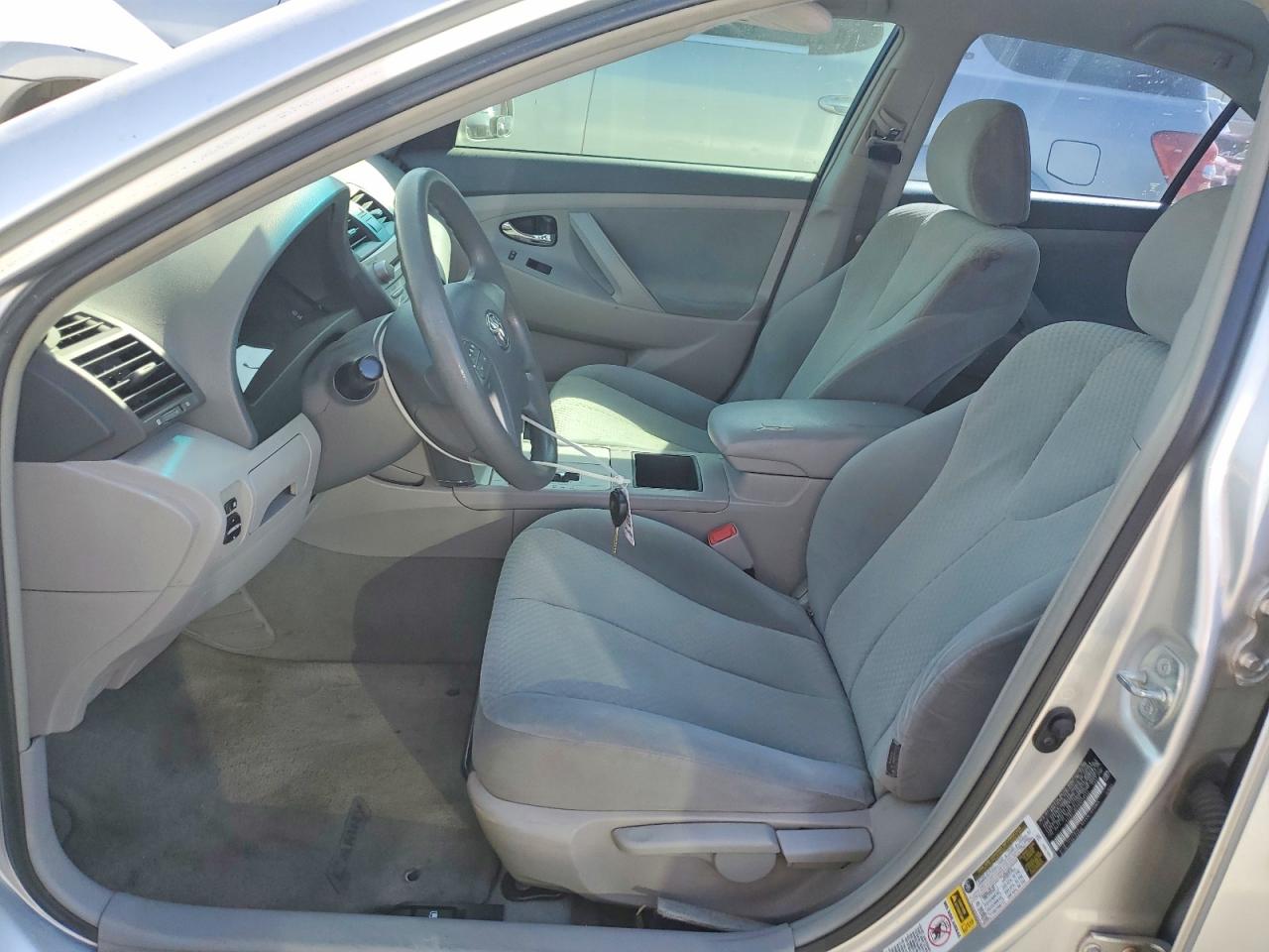 2009 TOYOTA CAMRY BASE photo 7