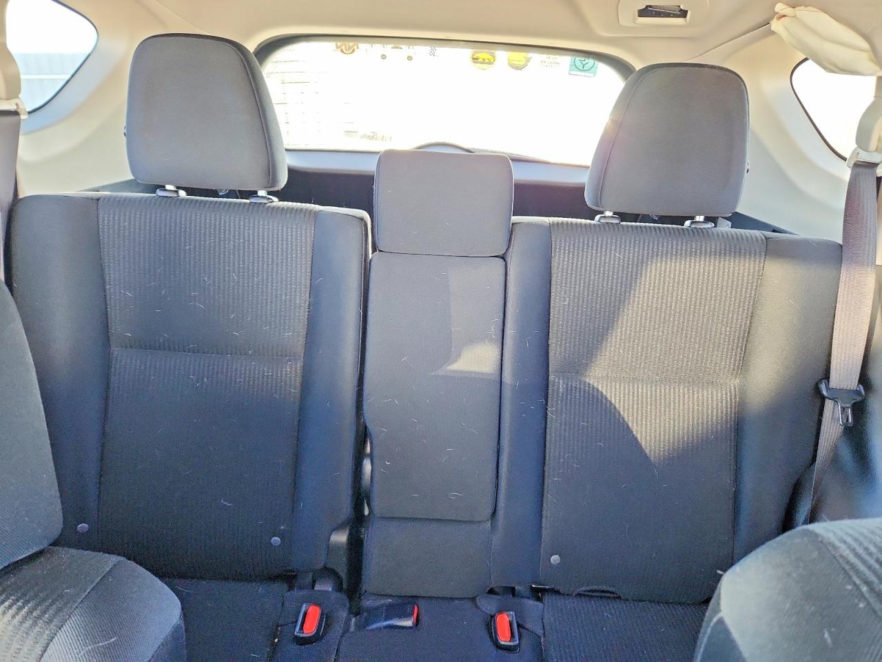 2018 TOYOTA RAV4 LE photo 19