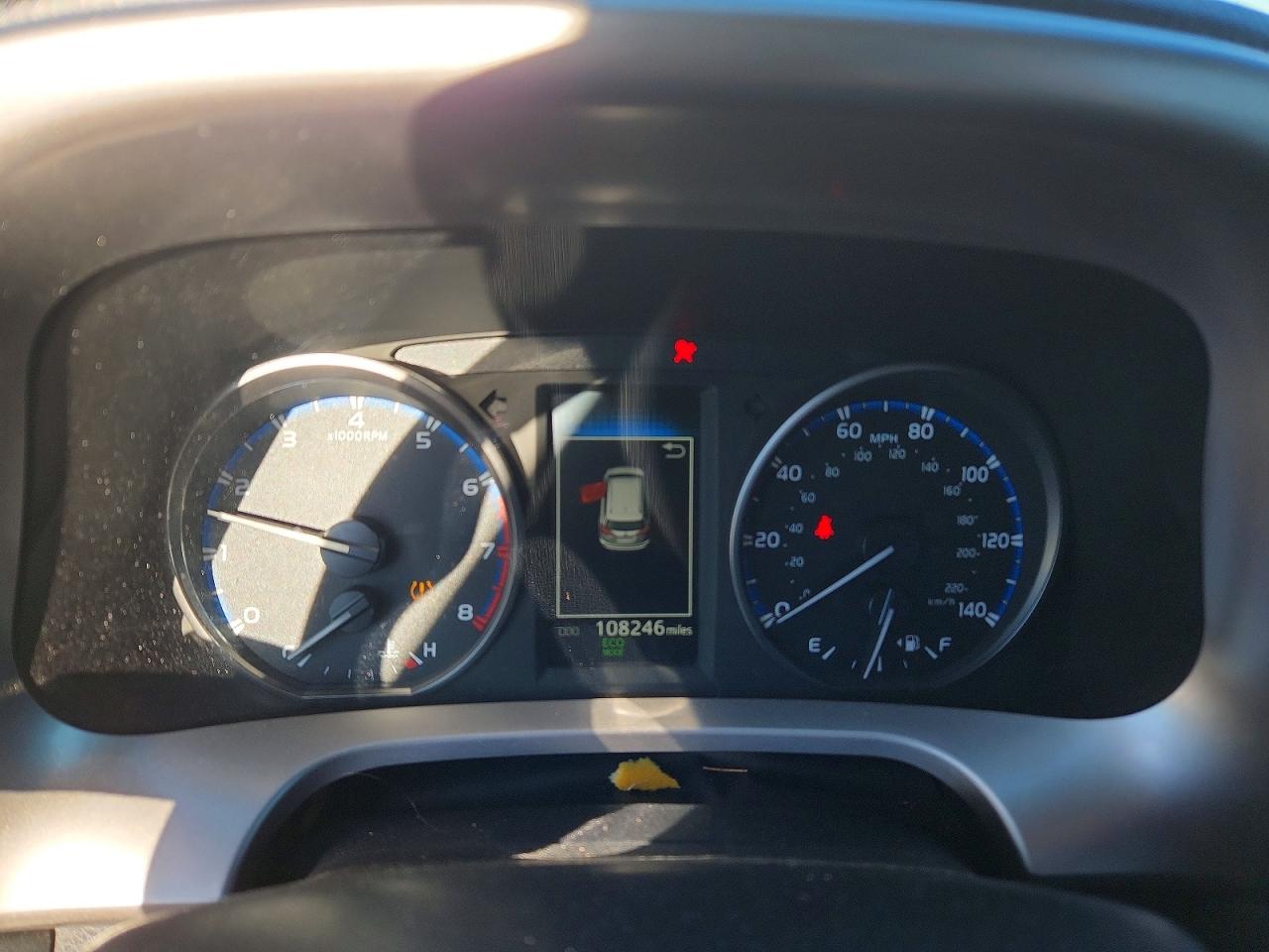 2018 TOYOTA RAV4 LE photo 17