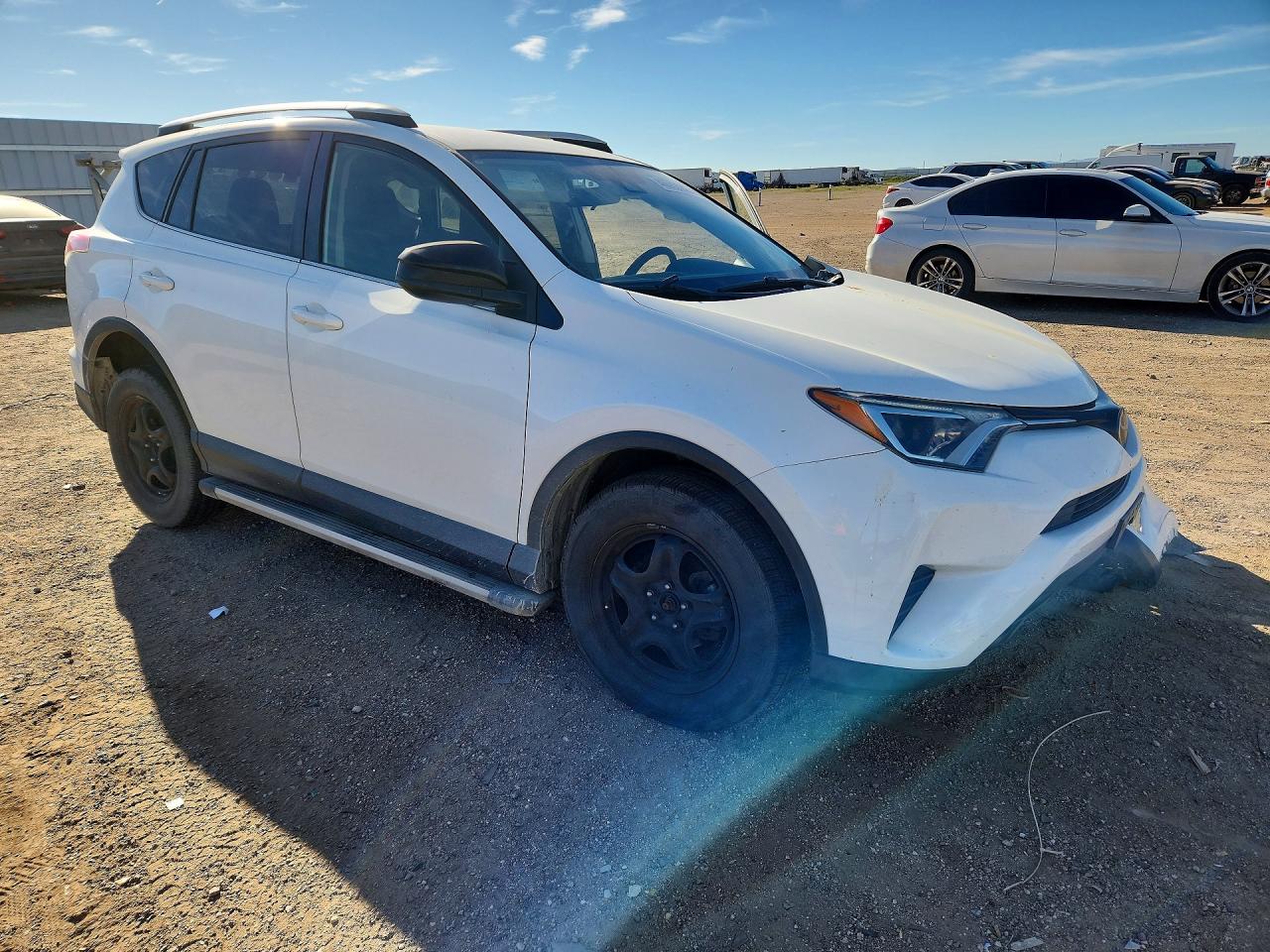 2018 TOYOTA RAV4 LE photo 7