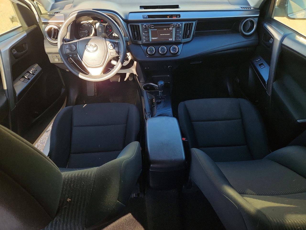 2018 TOYOTA RAV4 LE photo 15