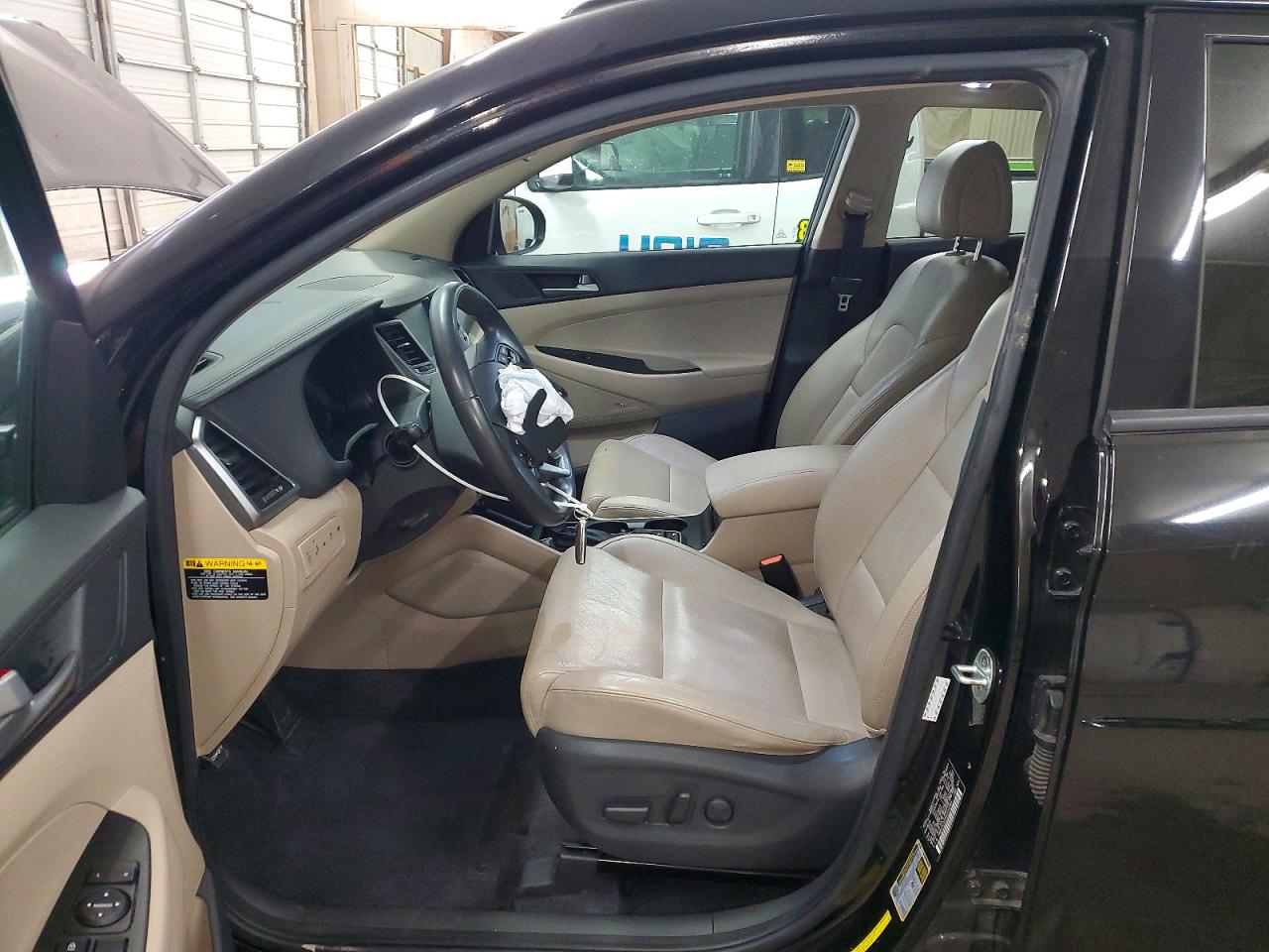 2017 HYUNDAI TUCSON LIMITED photo 13