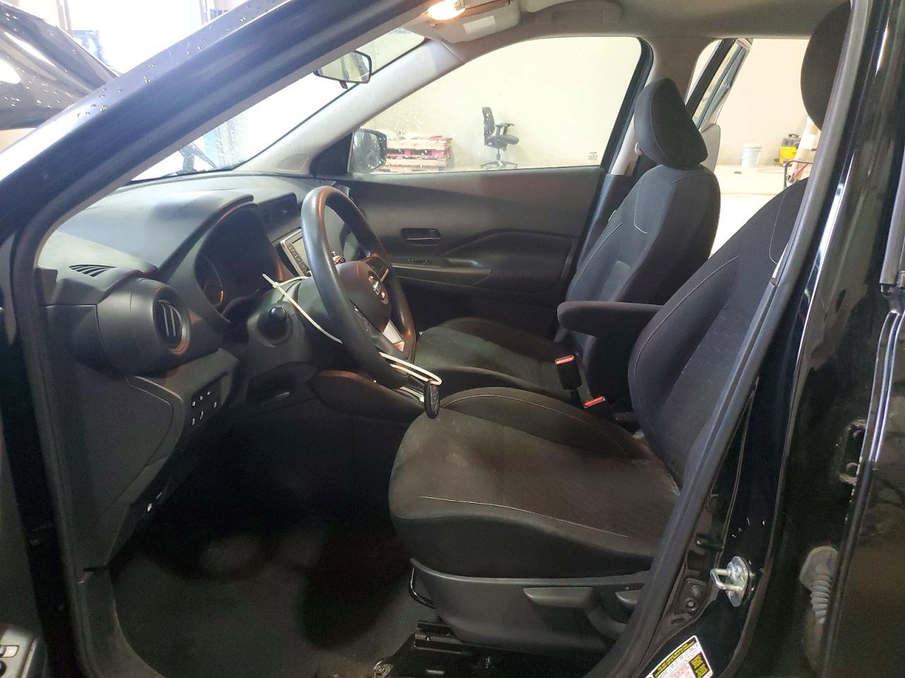 2021 NISSAN KICKS S photo 13