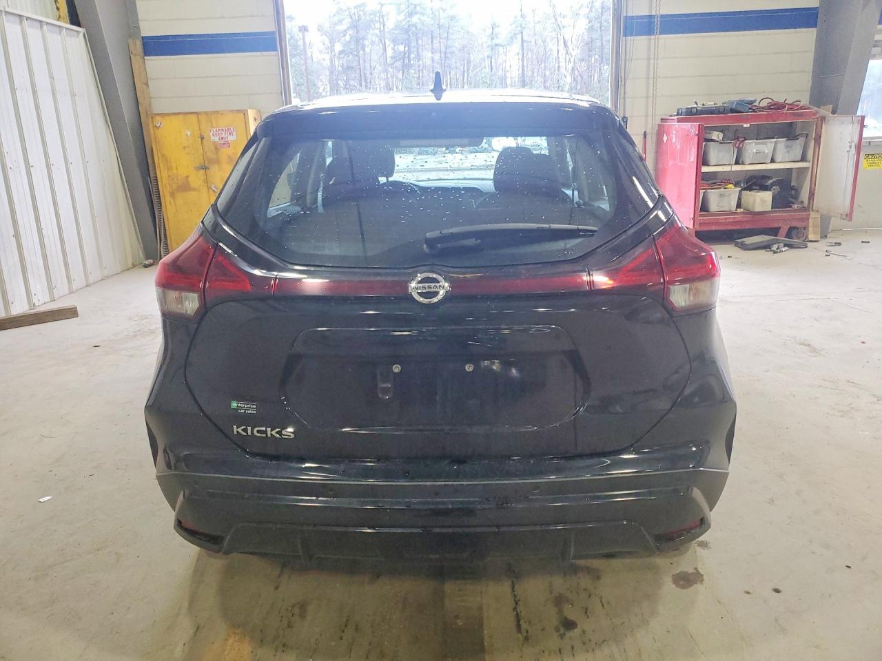 2021 NISSAN KICKS S photo 11