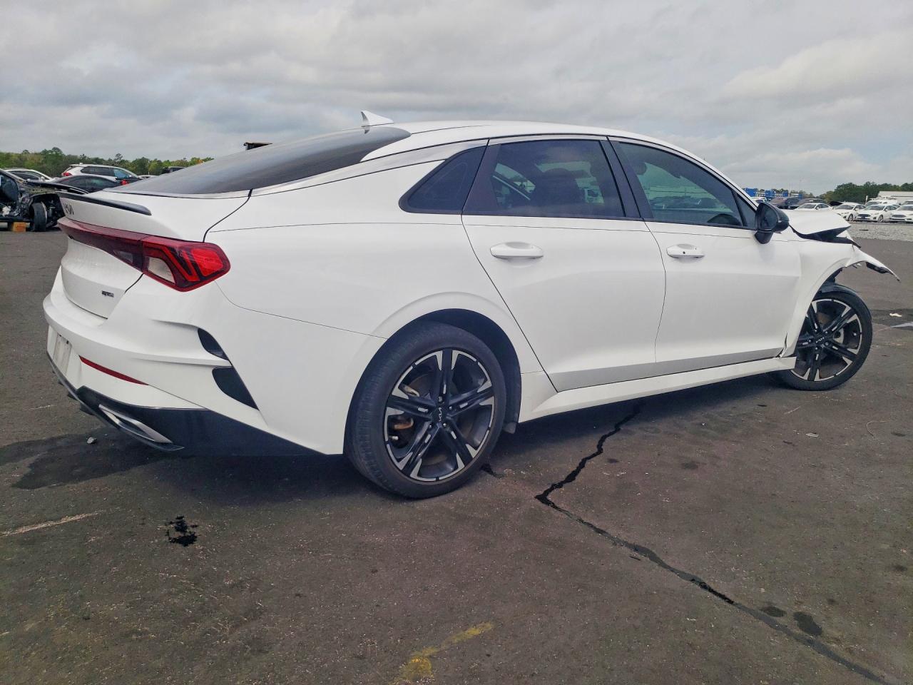 2023 KIA K5 GT-LINE photo 5