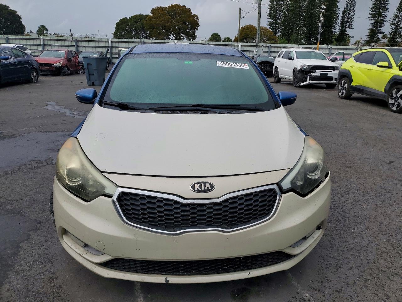 2014 KIA FORTE photo 5