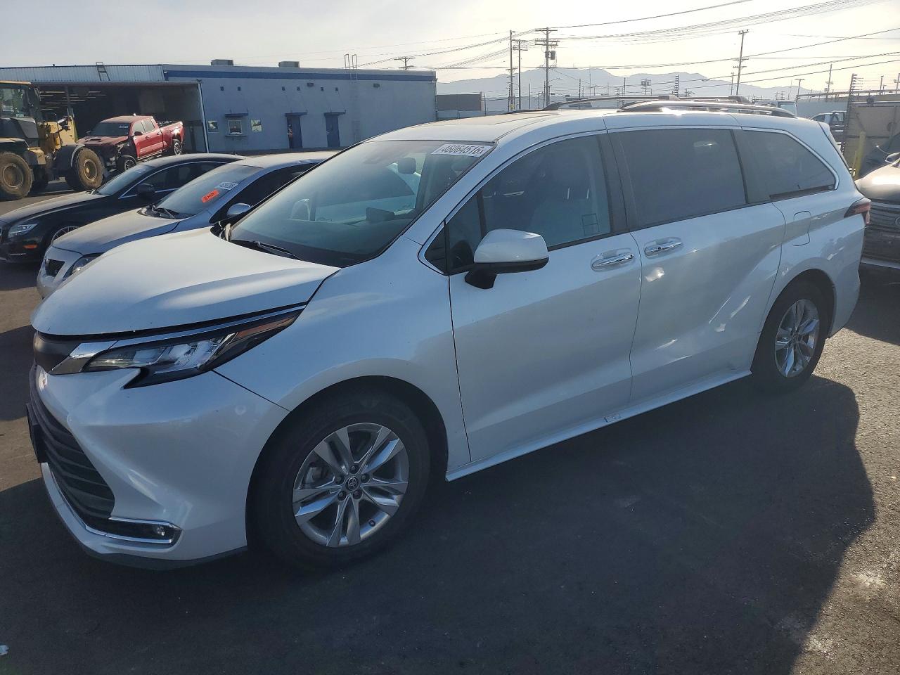 2022 TOYOTA SIENNA