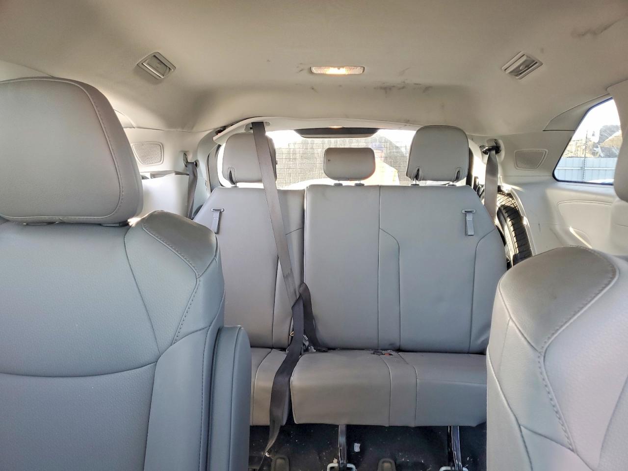 2022 TOYOTA SIENNA XLE 7-PASSENGER photo 10