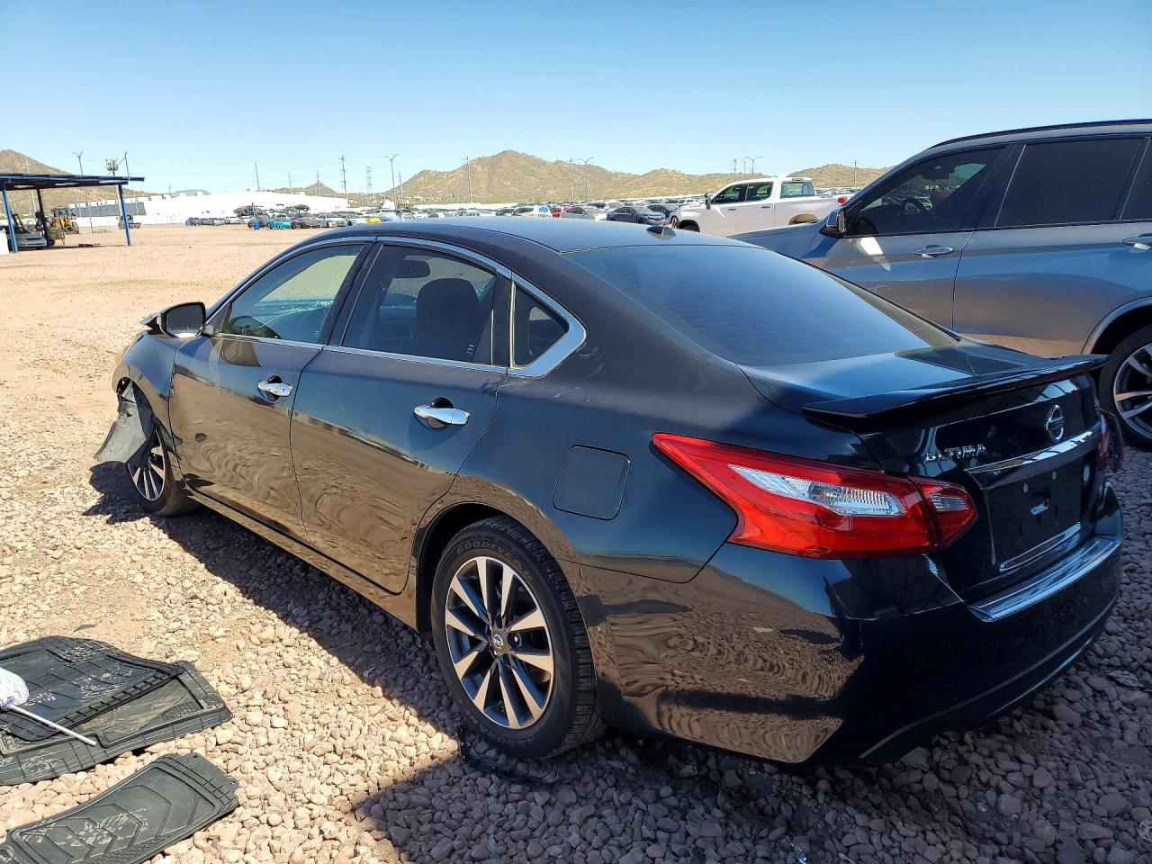 2016 NISSAN ALTIMA 2.5 SV photo 2
