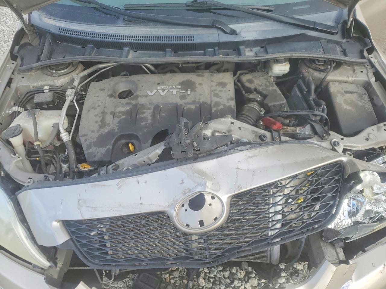 2010 TOYOTA COROLLA LE photo 21