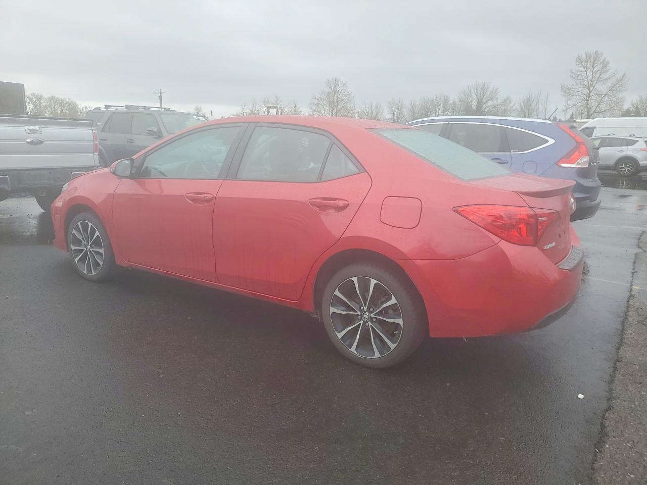 2017 TOYOTA COROLLA SE photo 2