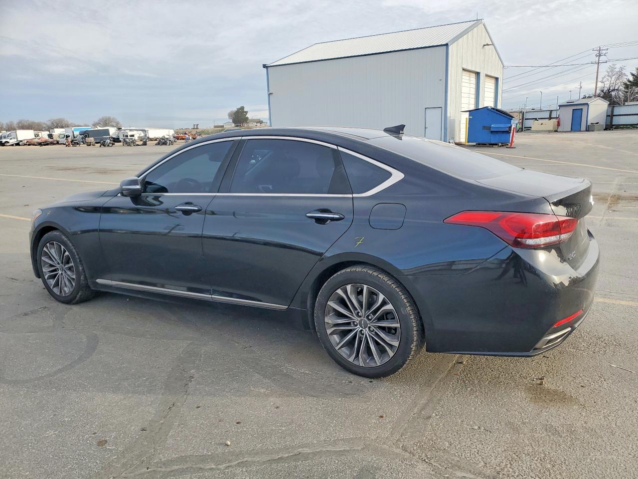 2015 HYUNDAI GENESIS 3.8L photo 3