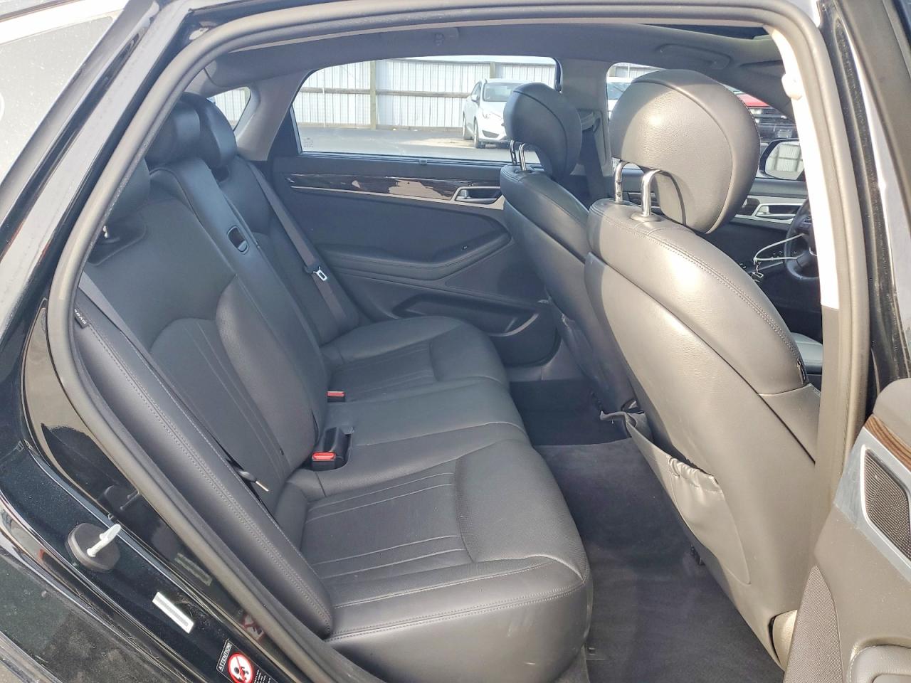 2015 HYUNDAI GENESIS 3.8L photo 19