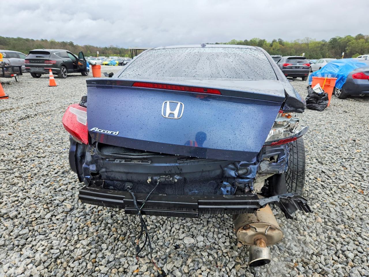 2017 HONDA ACCORD EX photo 11
