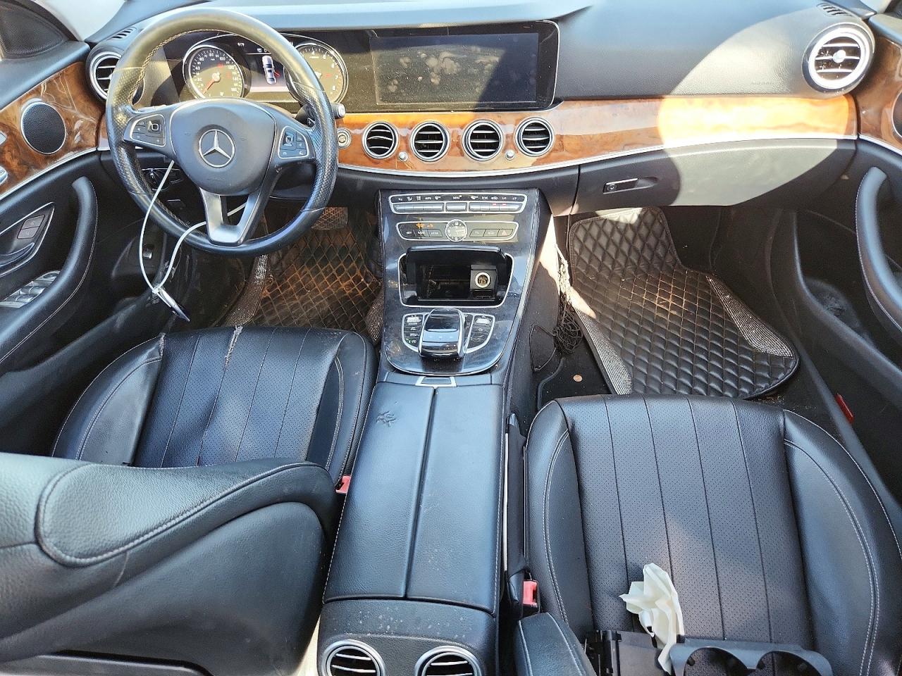 2017 MERCEDES-BENZ E 300 photo 8