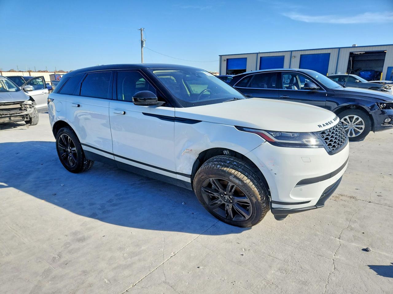 2020 LAND ROVER RANGE ROVER VELAR S photo 4
