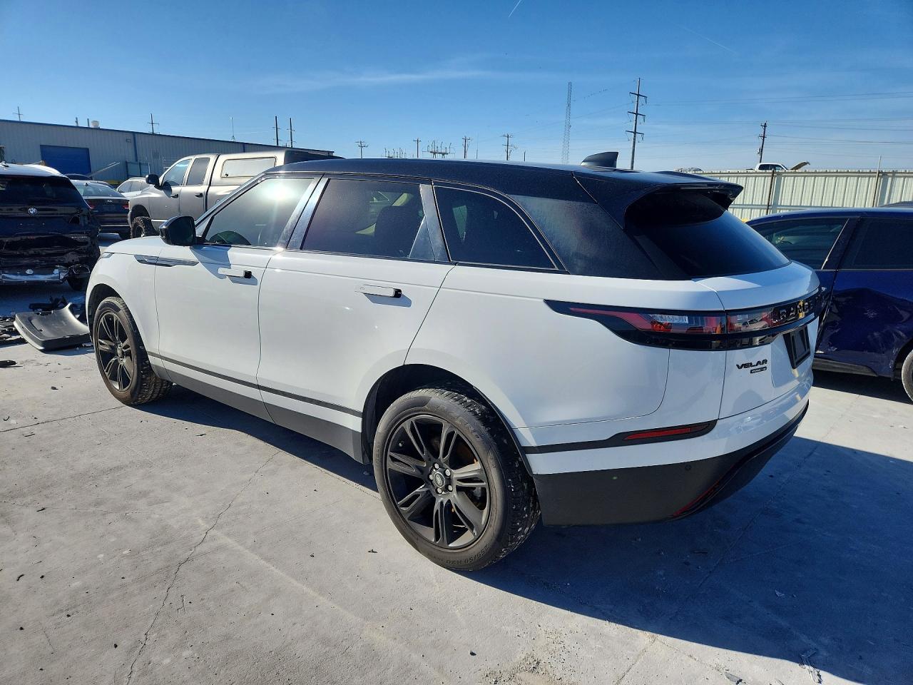 2020 LAND ROVER RANGE ROVER VELAR S photo 2