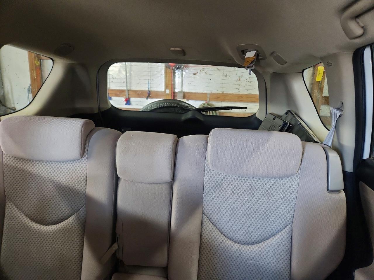 2007 TOYOTA RAV4 BASE photo 19