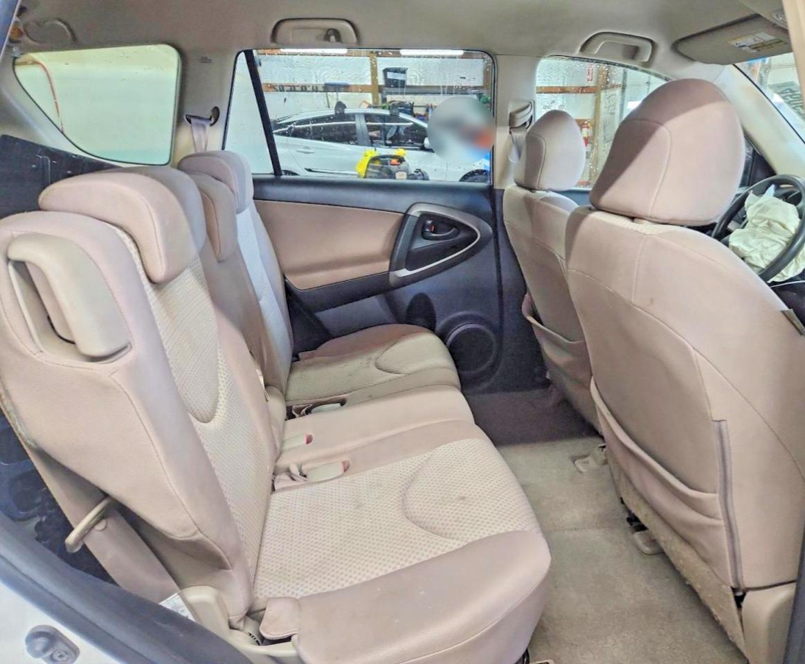 2007 TOYOTA RAV4 BASE photo 21