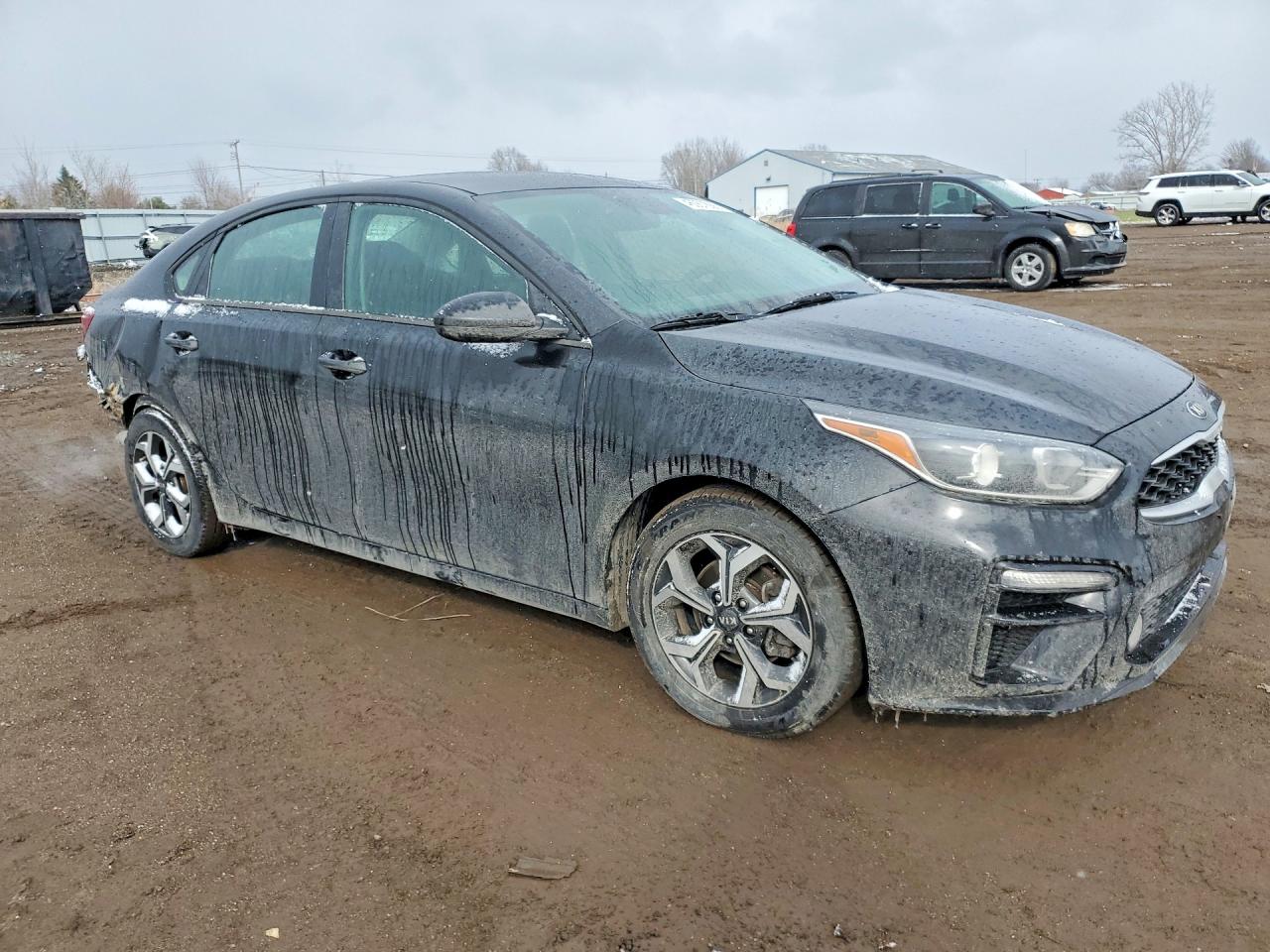 2019 KIA FORTE LXS photo 4
