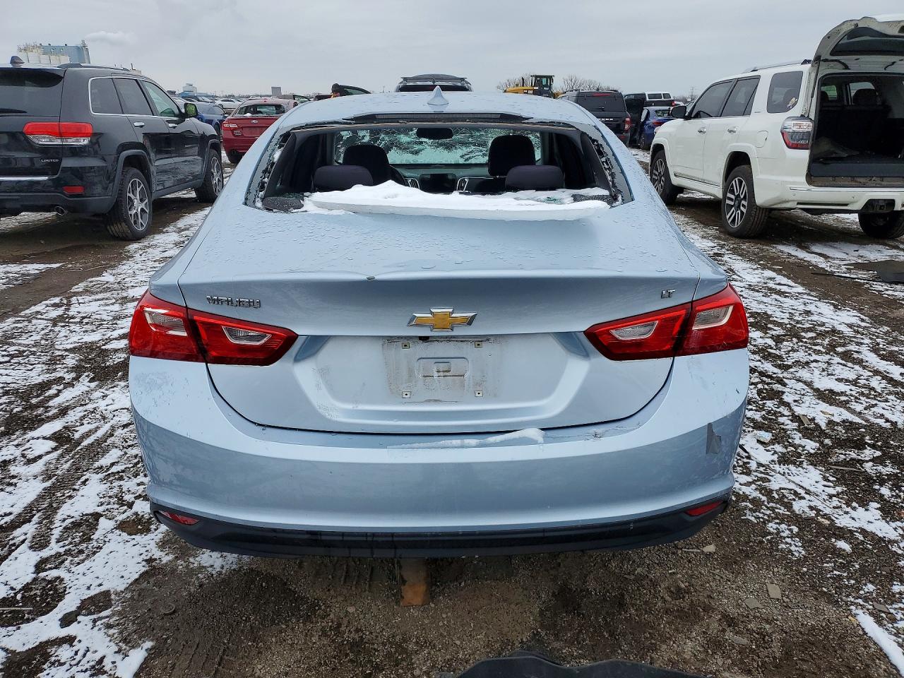 2018 CHEVROLET MALIBU LT photo 6