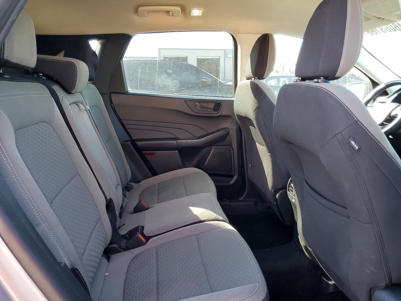 2022 FORD ESCAPE SE photo 31