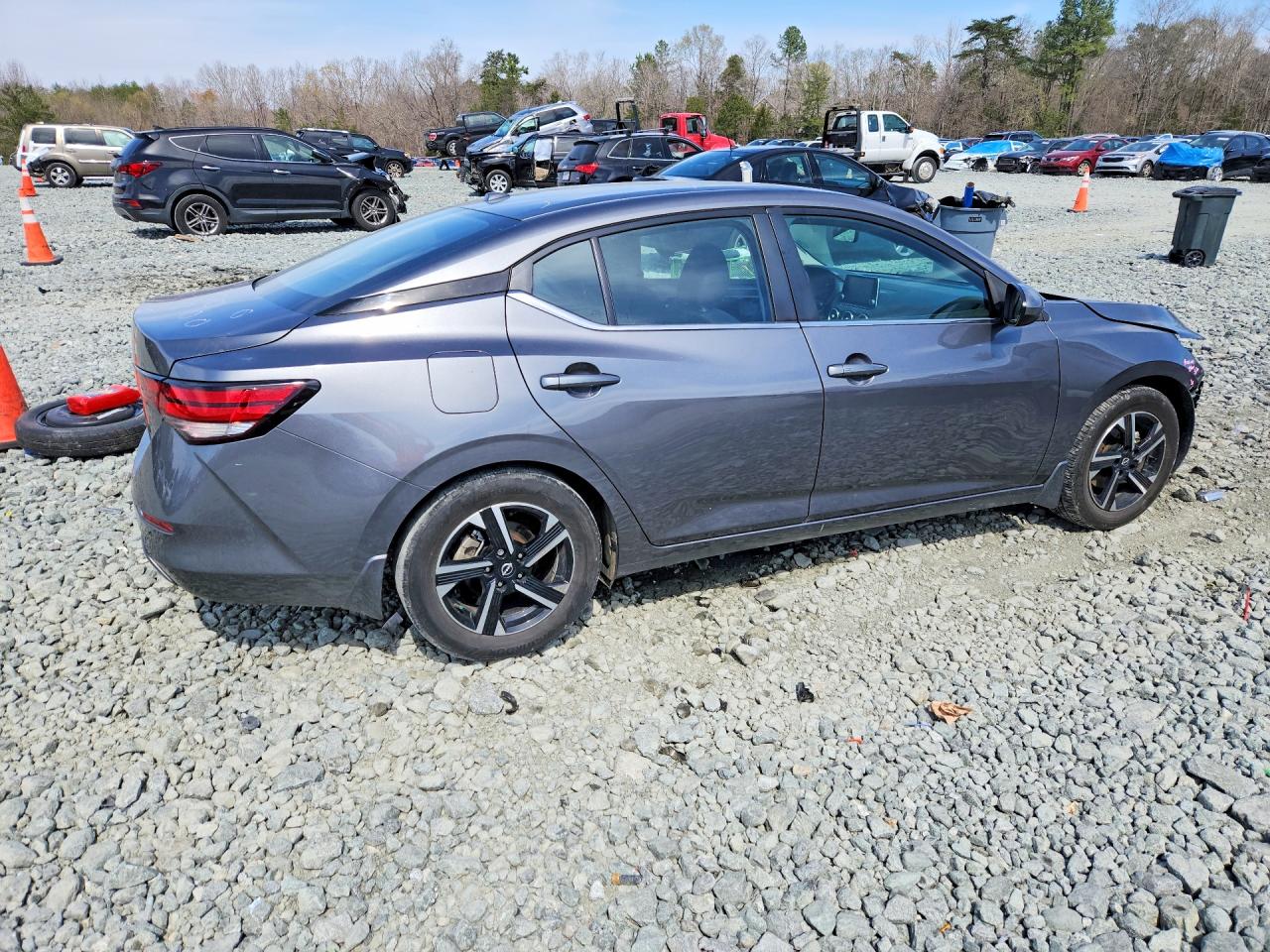 2025 NISSAN SENTRA SV photo 5
