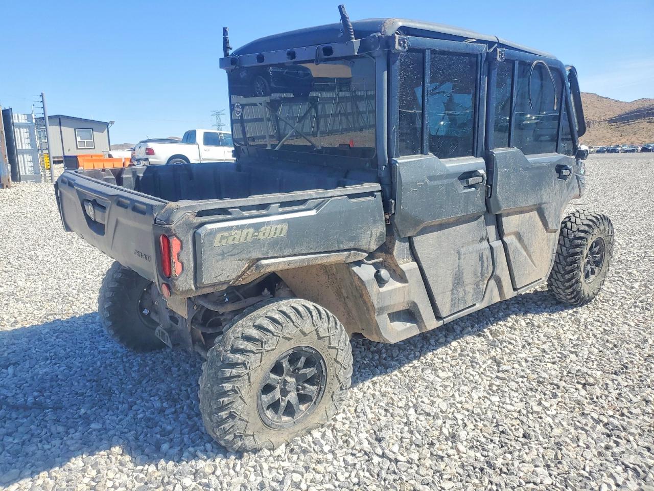 2023 CAN-AM DEFENDER UTILITY VEHICLE photo 7