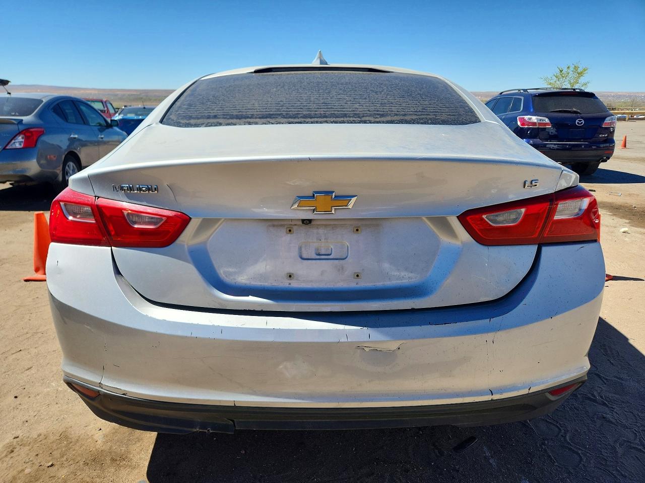 2017 CHEVROLET MALIBU LT photo 6