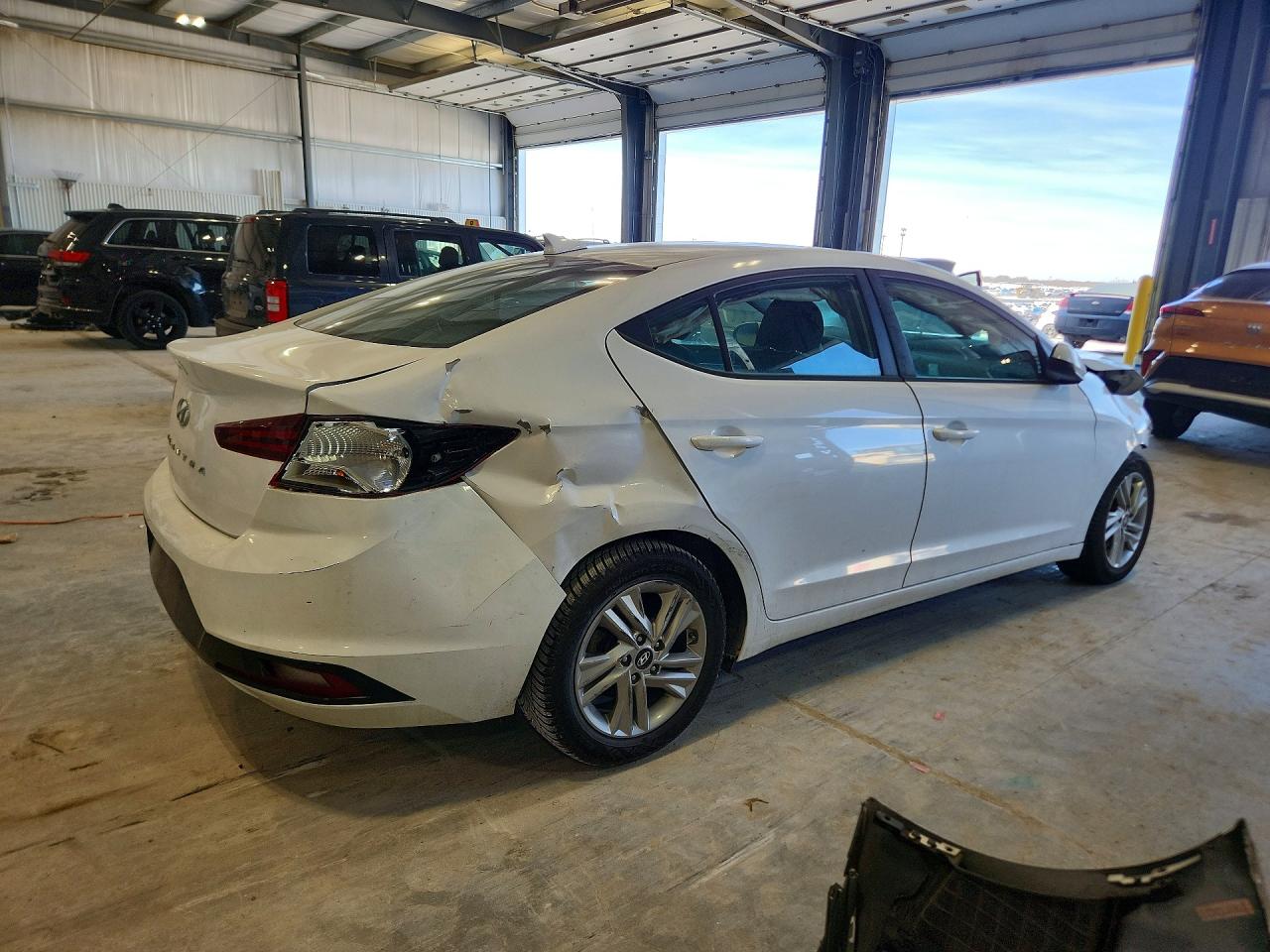 2020 HYUNDAI ELANTRA SEL photo 5
