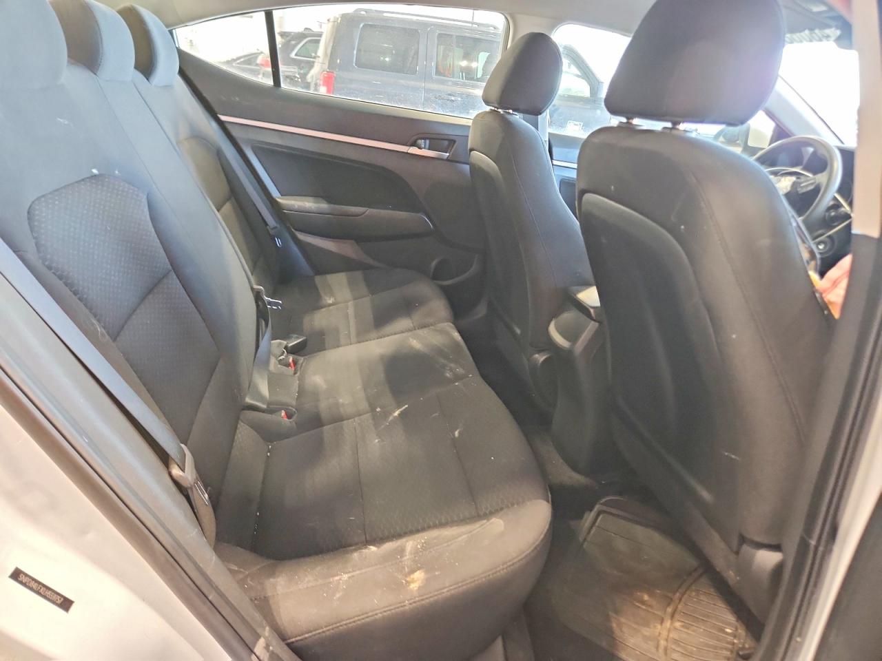 2020 HYUNDAI ELANTRA SEL photo 19