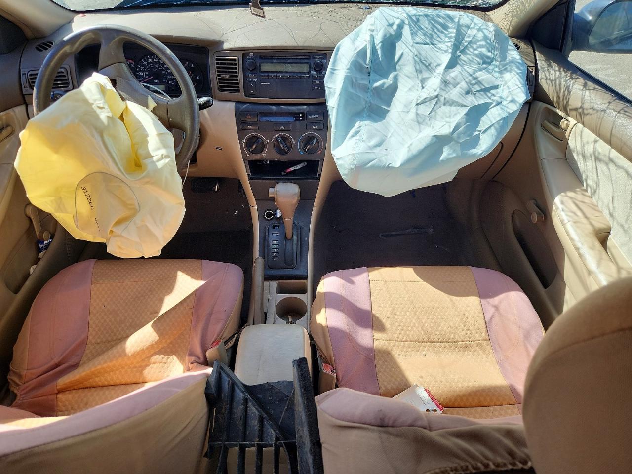 2004 TOYOTA COROLLA CE photo 8