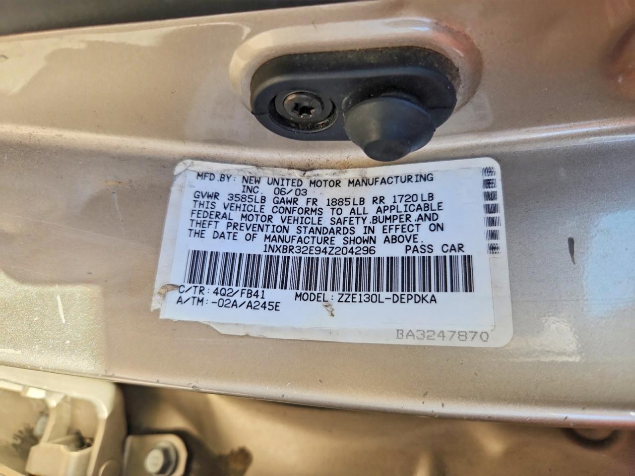 2004 TOYOTA COROLLA CE photo 12
