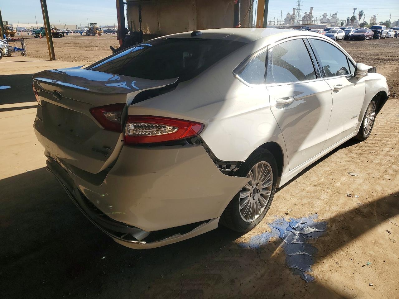 2015 FORD FUSION SE HYBRID photo 3