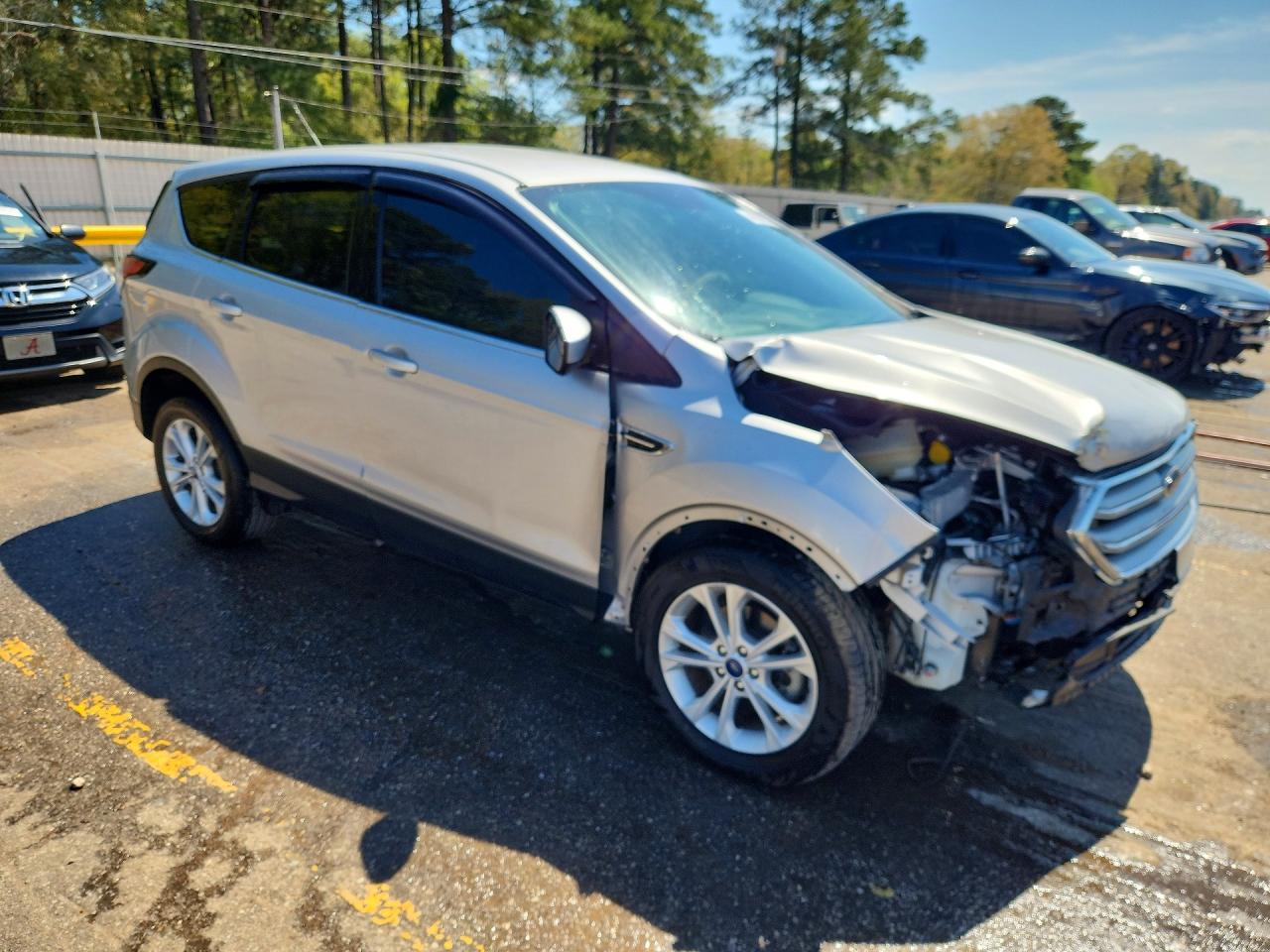 2017 FORD ESCAPE SE photo 7