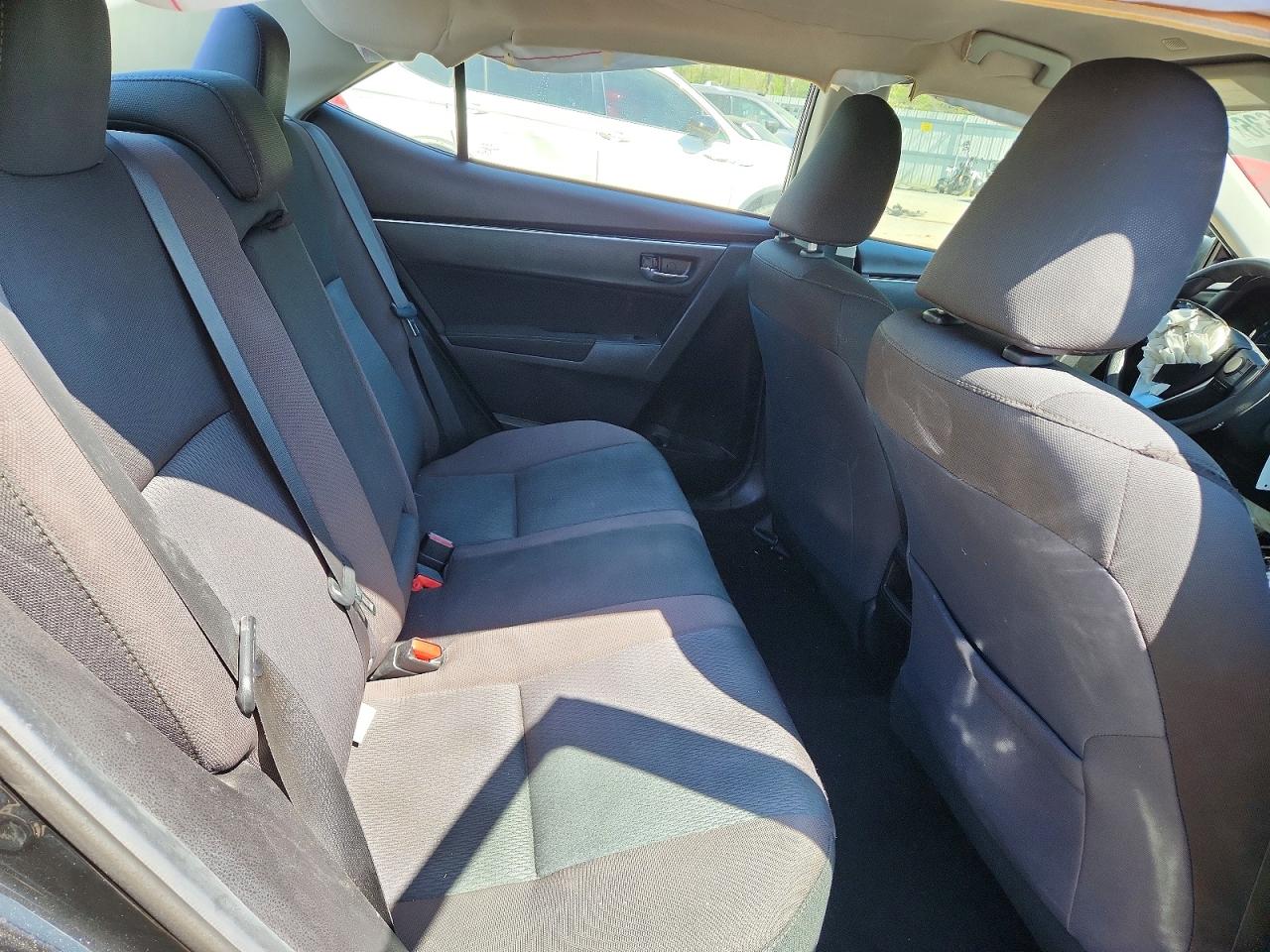 2019 TOYOTA COROLLA LE photo 19