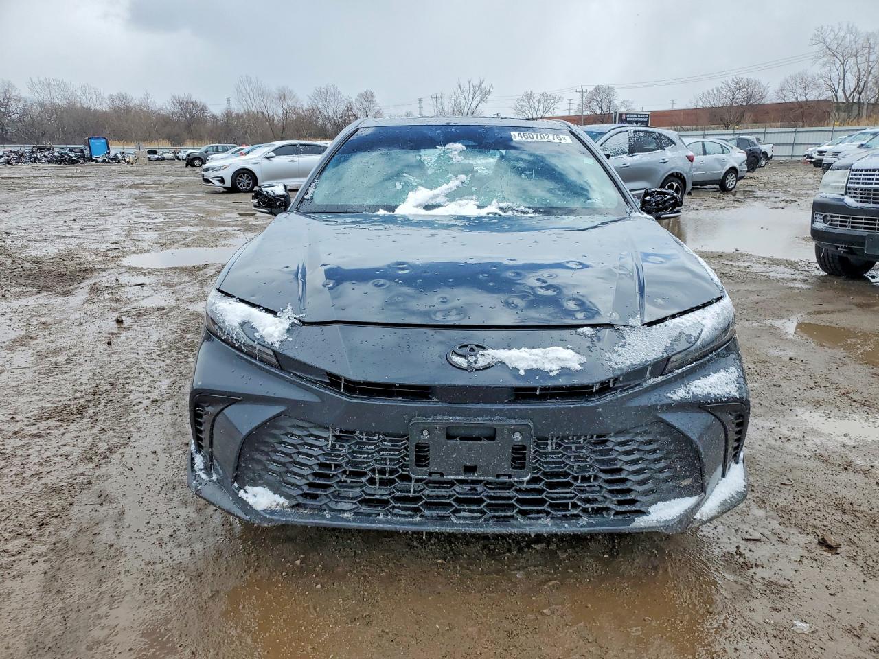 2025 TOYOTA CAMRY SE photo 5