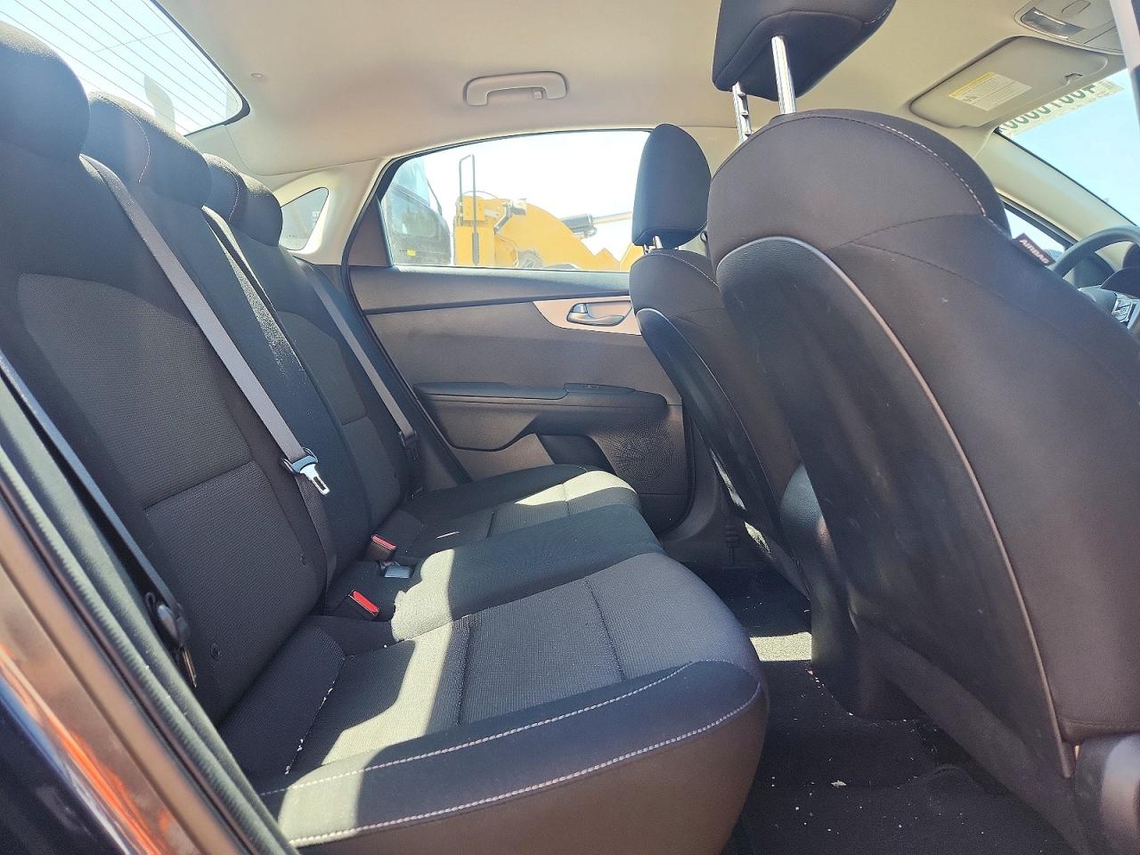 2024 KIA FORTE LXS photo 19
