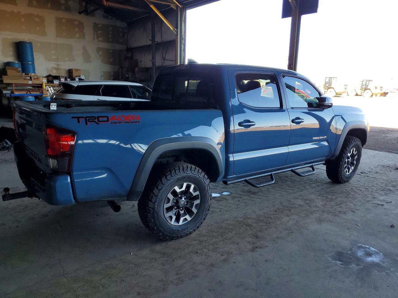 2019 TOYOTA TACOMA TRD OFF-ROAD photo 5