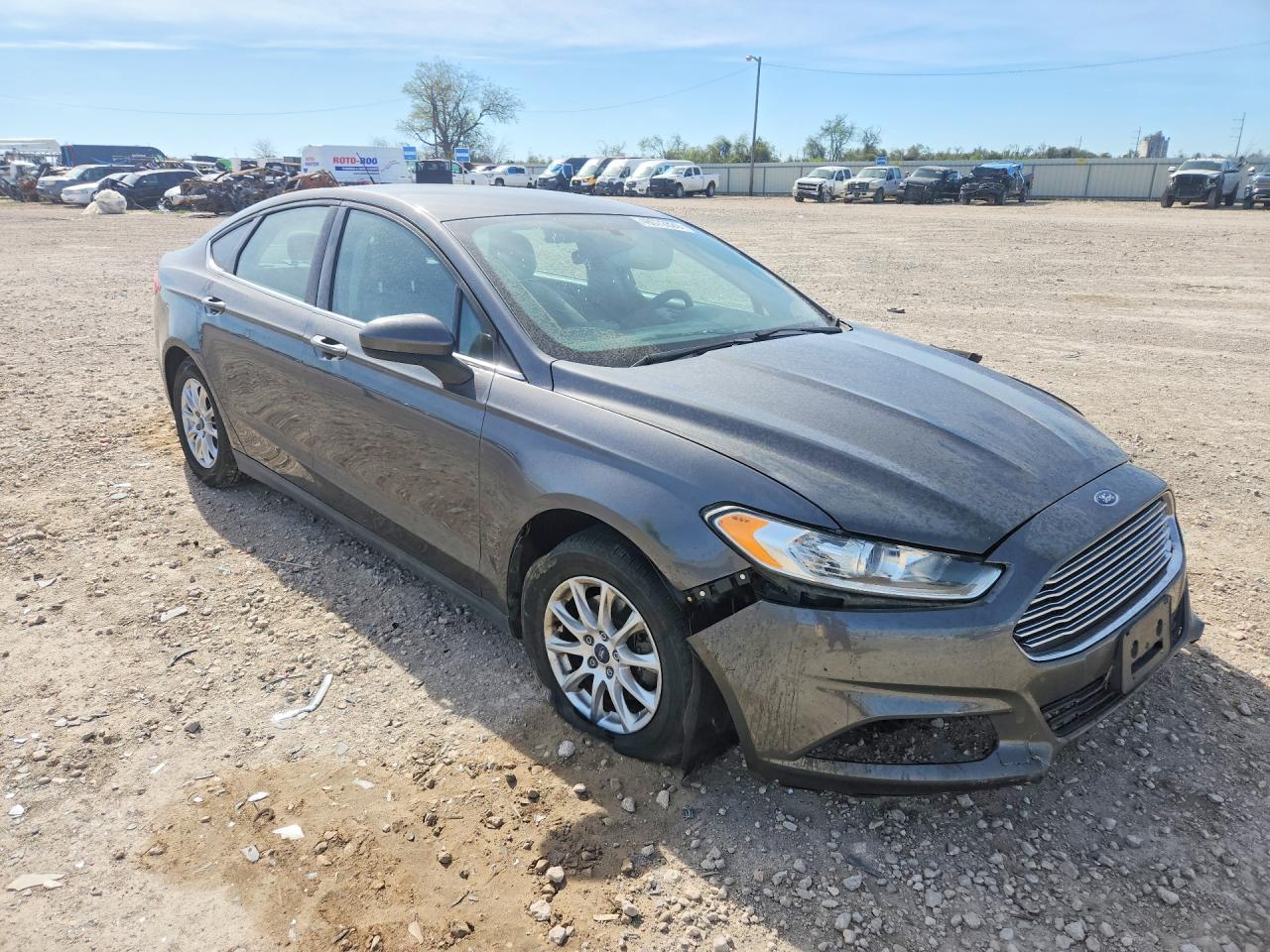 2016 FORD FUSION S photo 4