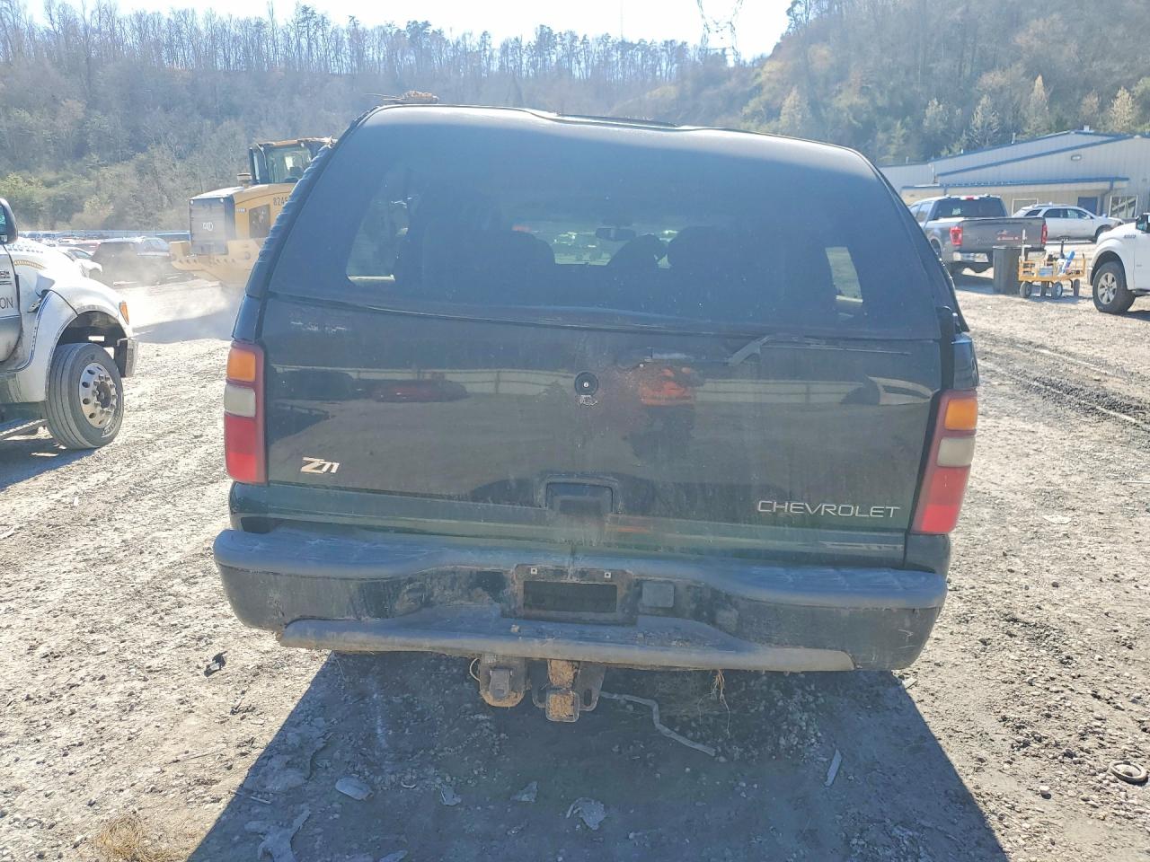 2002 CHEVROLET SUBURBAN K1500 photo 11