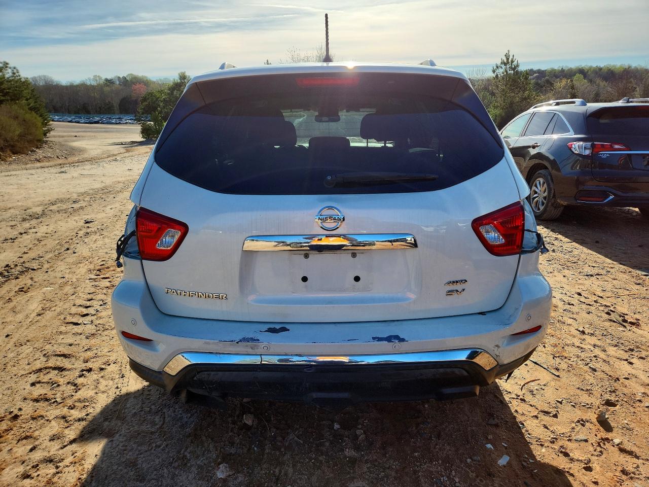 2017 NISSAN PATHFINDER SV photo 11