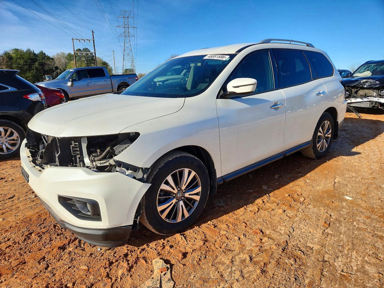 2017 NISSAN PATHFINDER