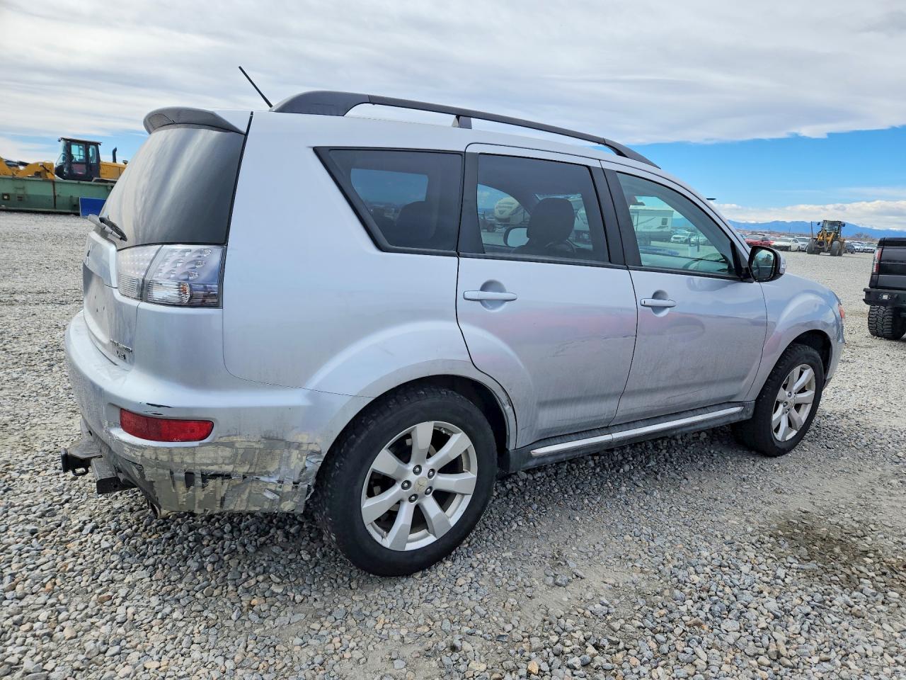 2010 MITSUBISHI OUTLANDER XLS photo 9