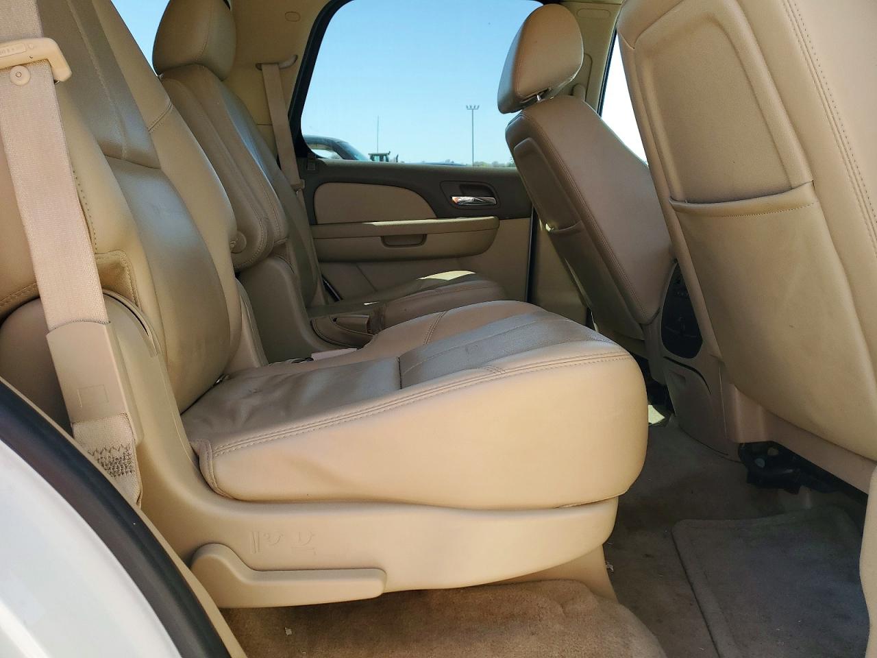 2011 CHEVROLET TAHOE C1500 LT photo 11