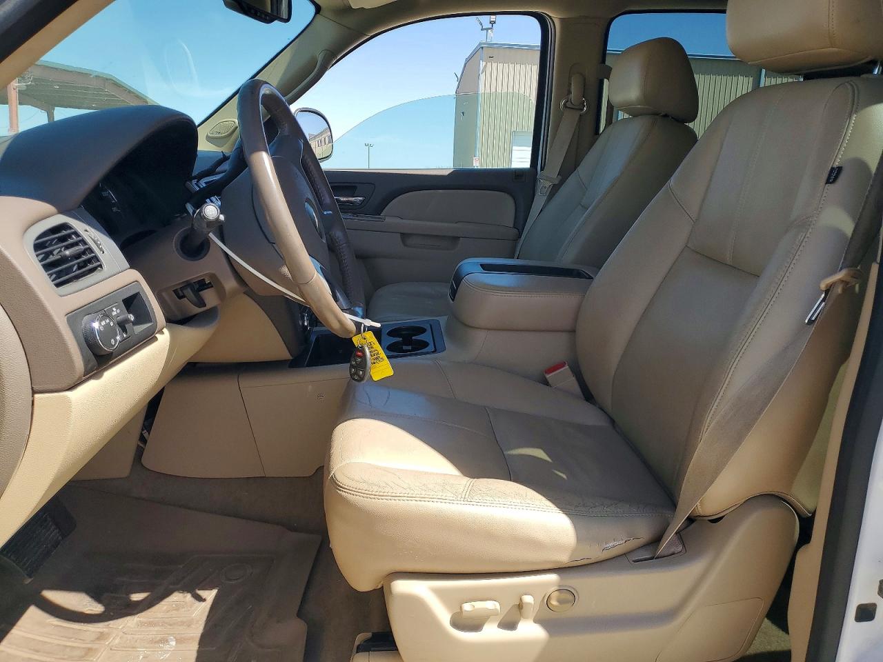 2011 CHEVROLET TAHOE C1500 LT photo 7