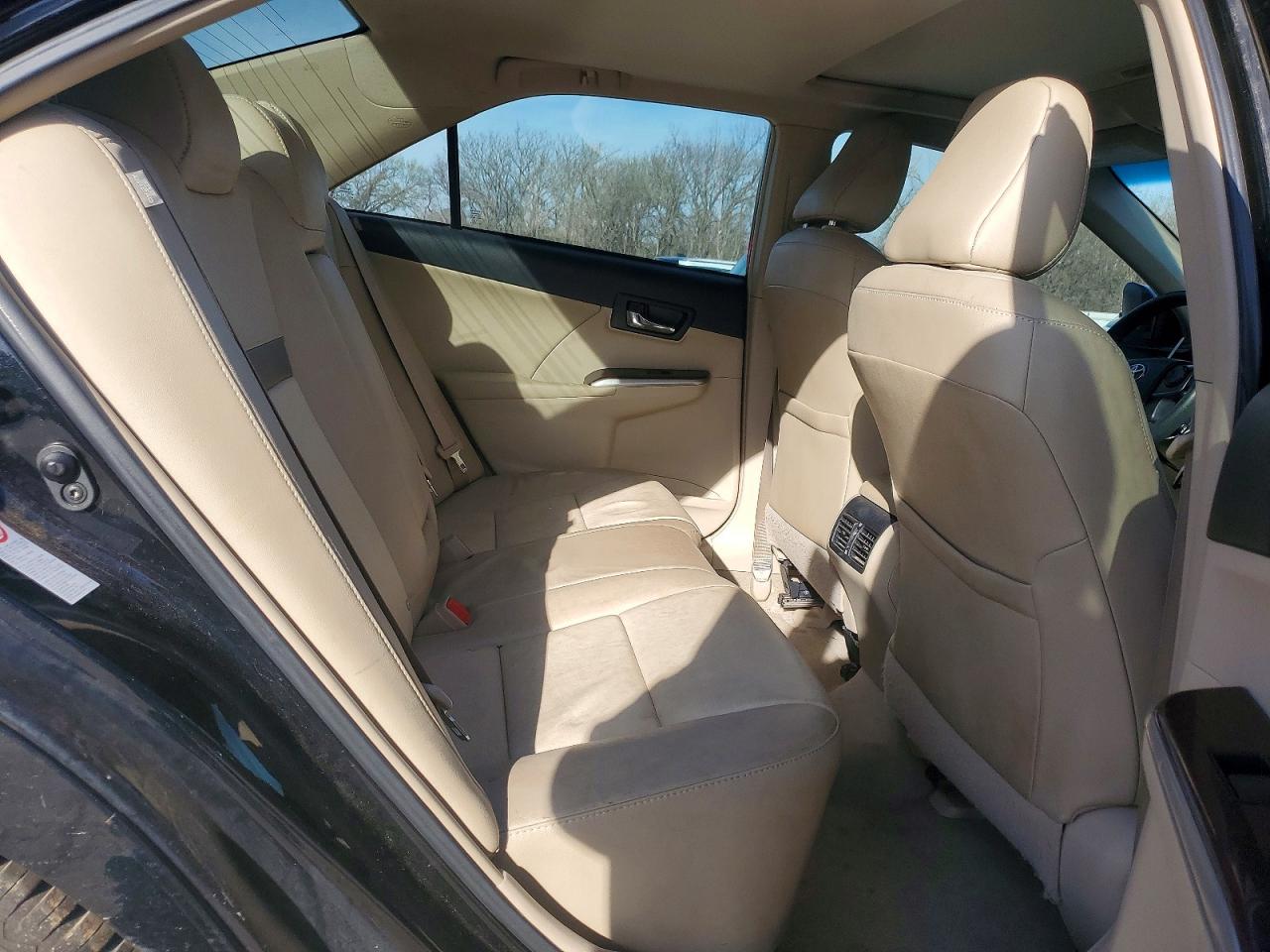 2012 TOYOTA CAMRY XLE photo 19